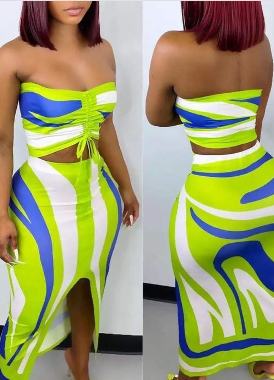 ALLOVER PRINT DRAWSTRING RUCHED CROP TUBE TOP SKIRT SET