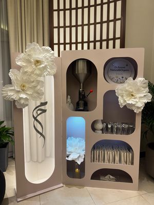 Hand Cream Station توزيعات كريم اليد