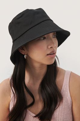 8705 Groa Hat