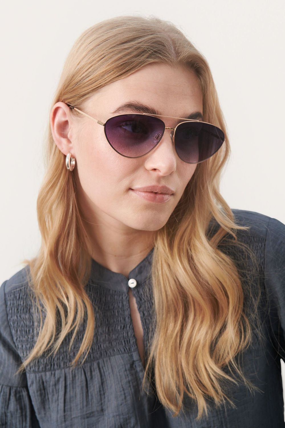 8366 Elni Sunglass