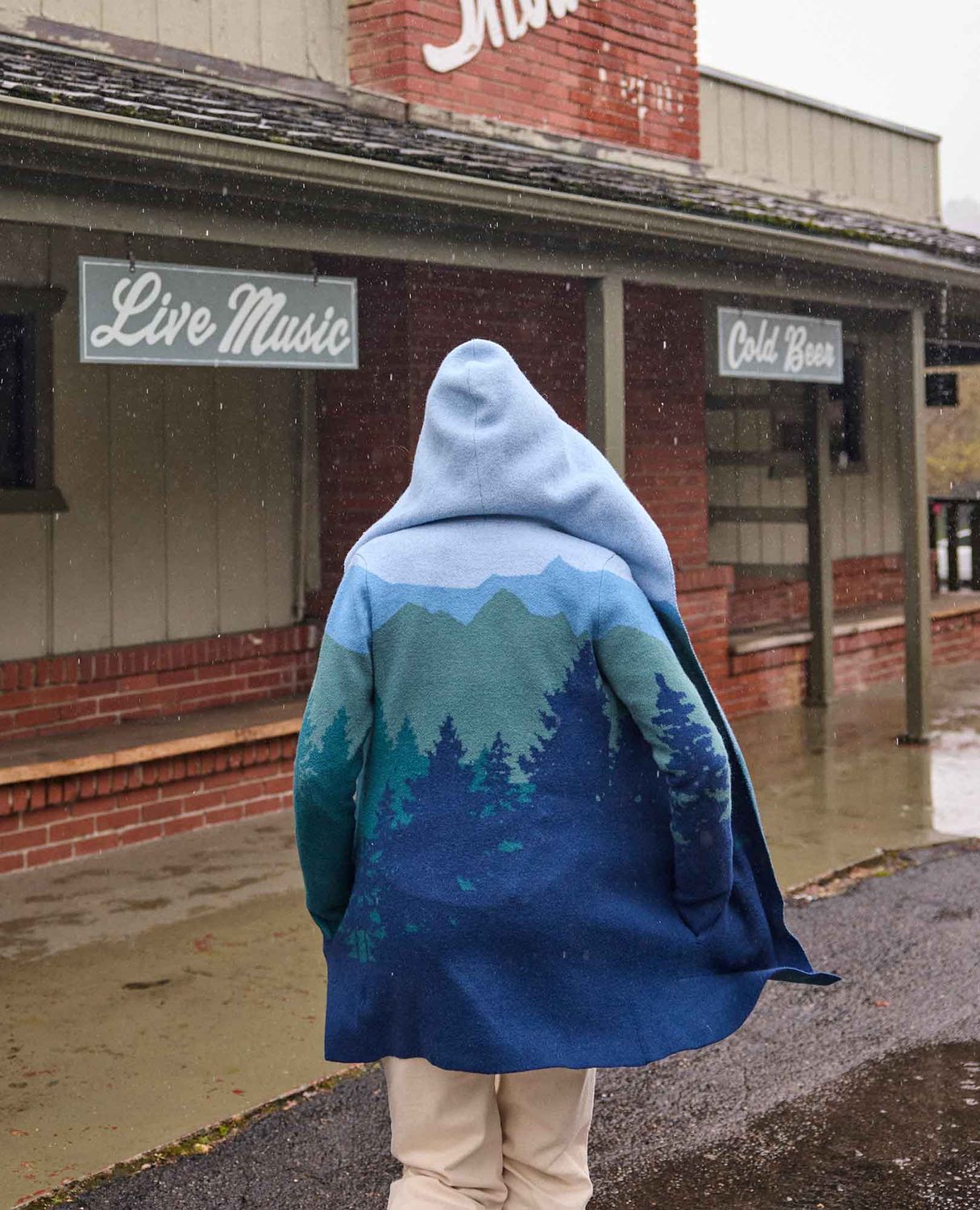 1409 Merino Hood