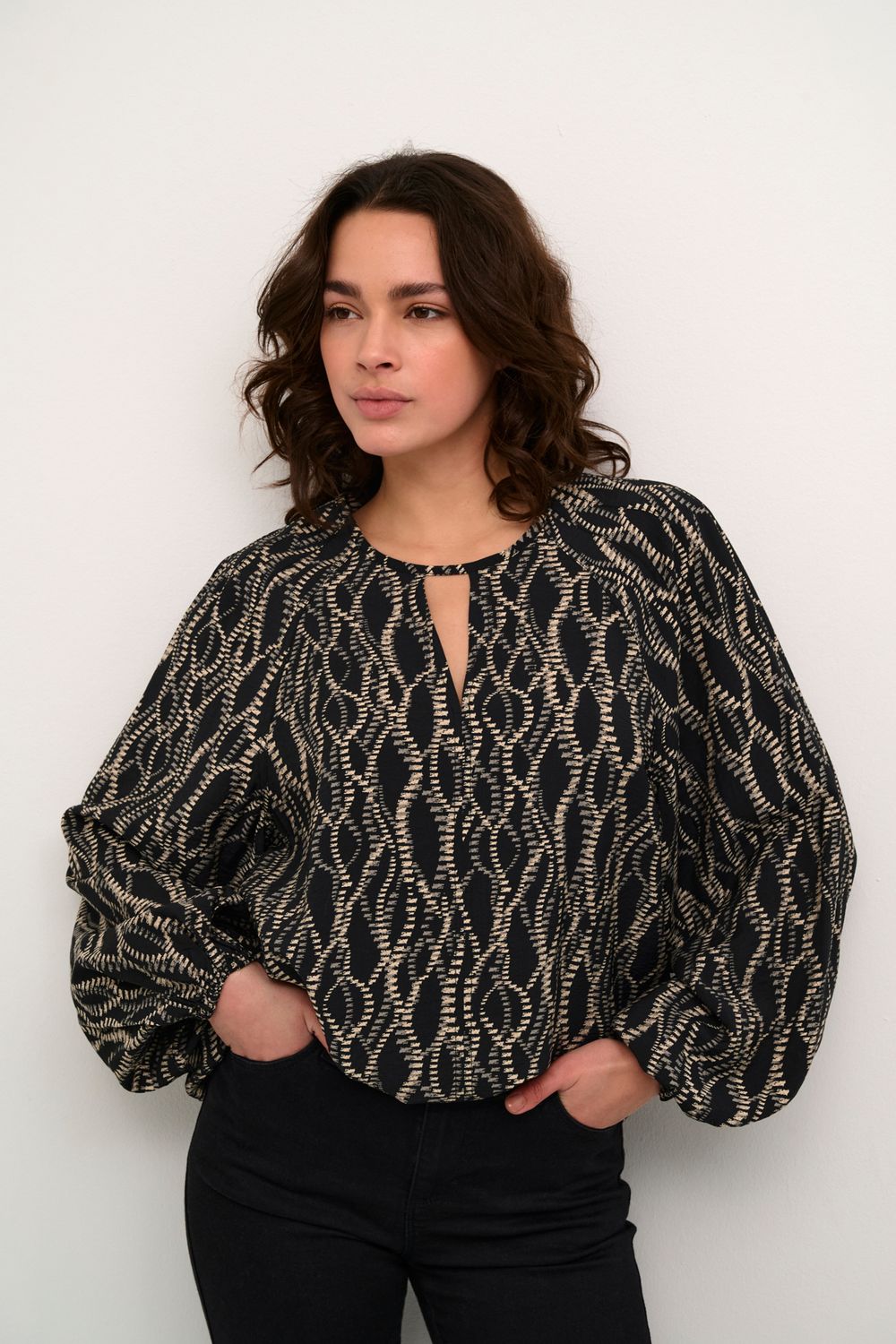 KAdunora Blouse