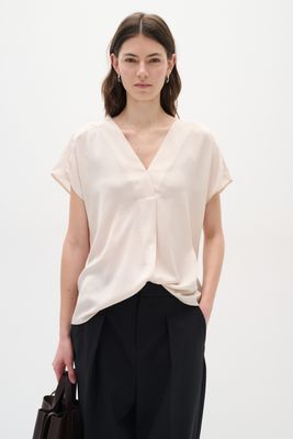 RindaIW Top