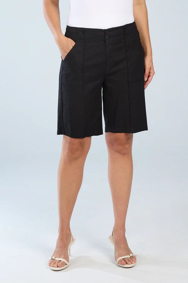 818B Wide Bermuda
