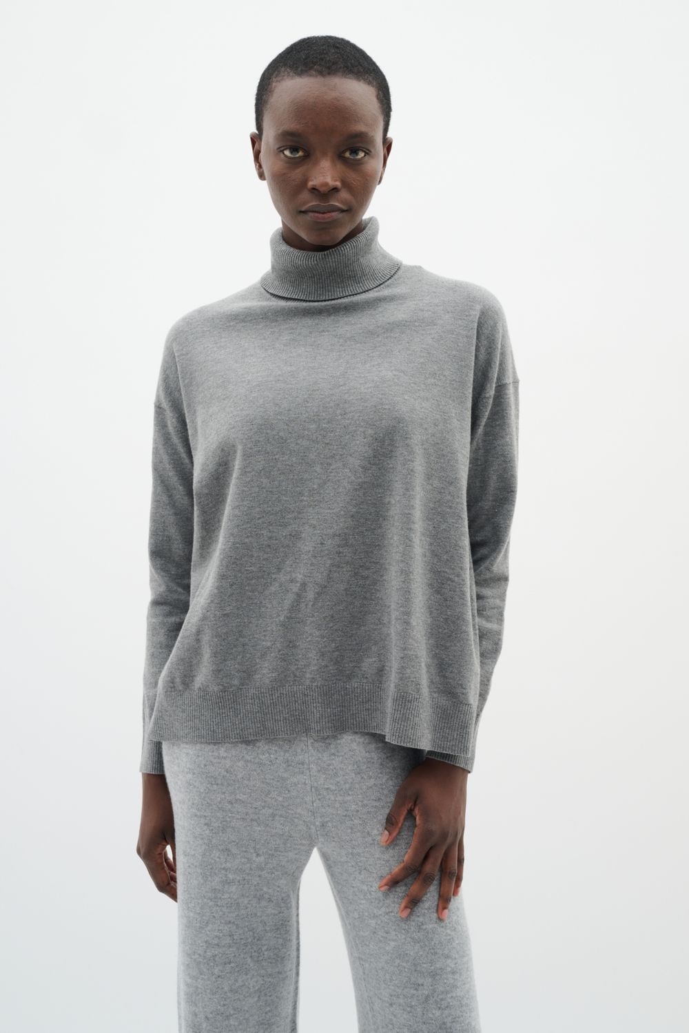 GleaIW Kellsie Turtleneck