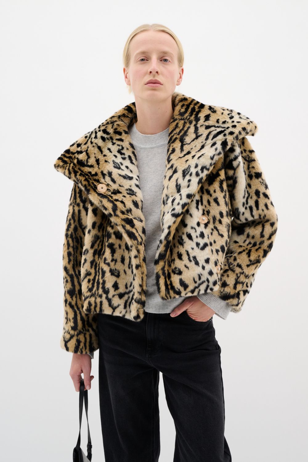 YobaIW Coat