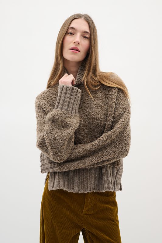 GuoIW Highneck