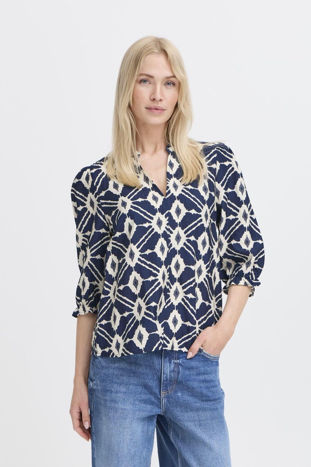 BYIKAIA VNECK BLOUSE