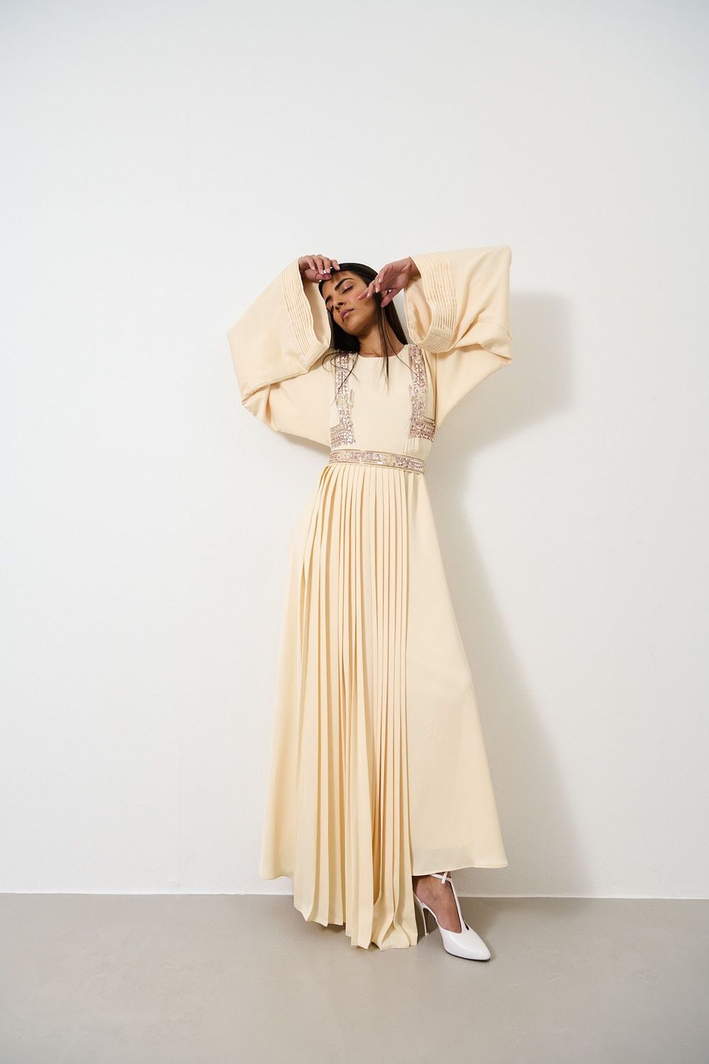 LOOK 27