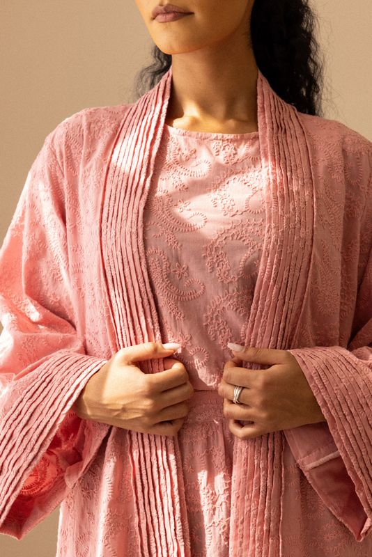 LOOK 03