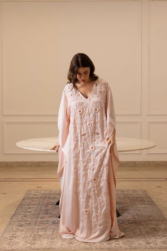 LOOK 03