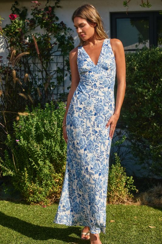 Au Revior Plunging Maxi Dress