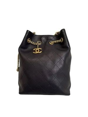 Chanel Bucket Trapuntato Nero