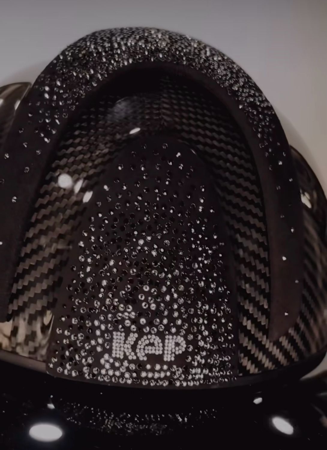 Kep Carbon e Swarovski