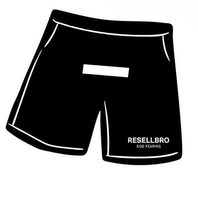 Esental Shorts