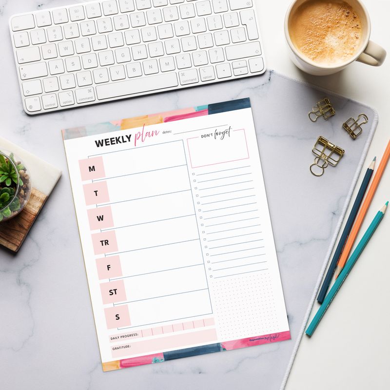 Weekly Planner Notepad (40 weeks undated)