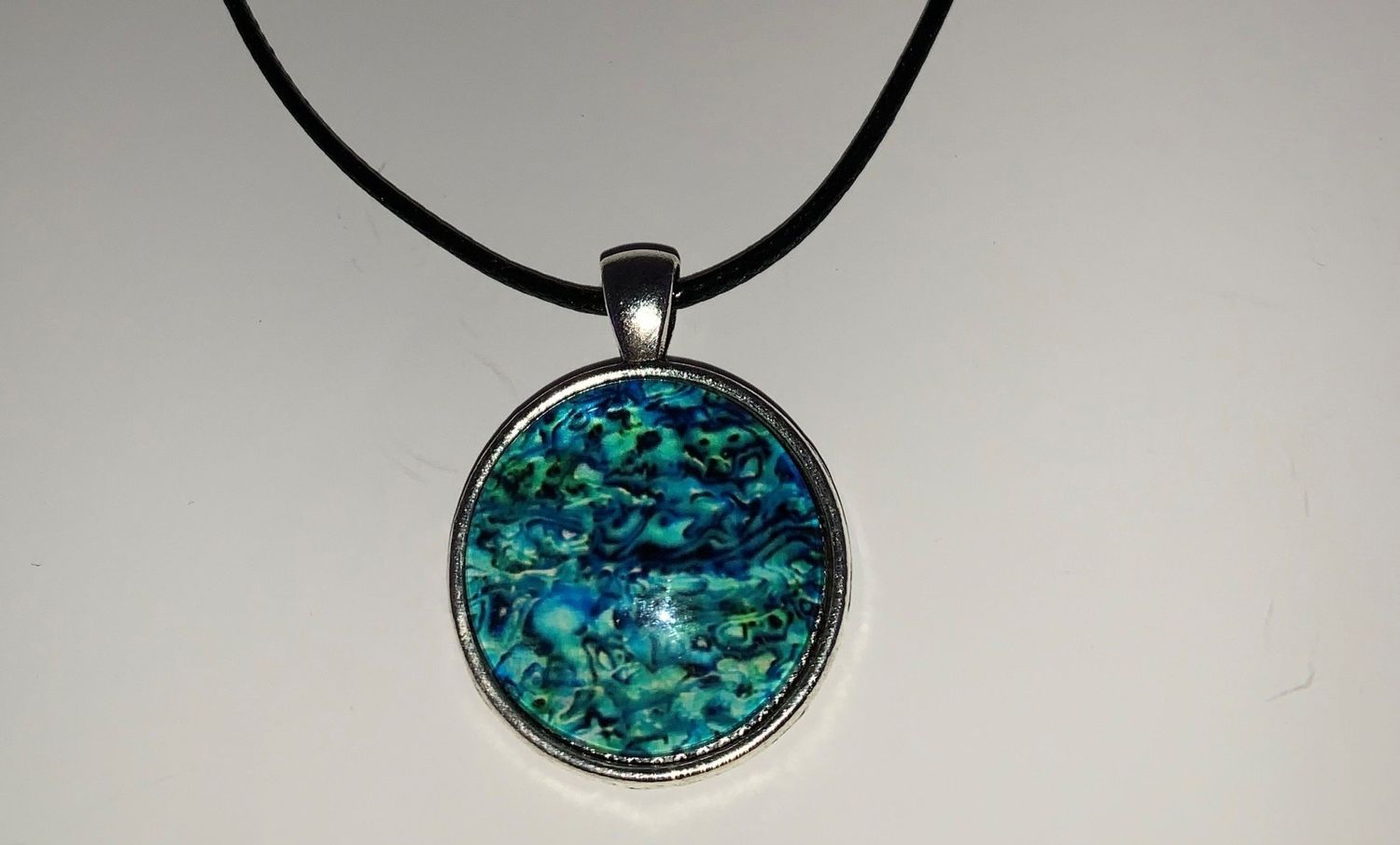 Cabochon Necklace Green &amp; Blue in Silver Setting