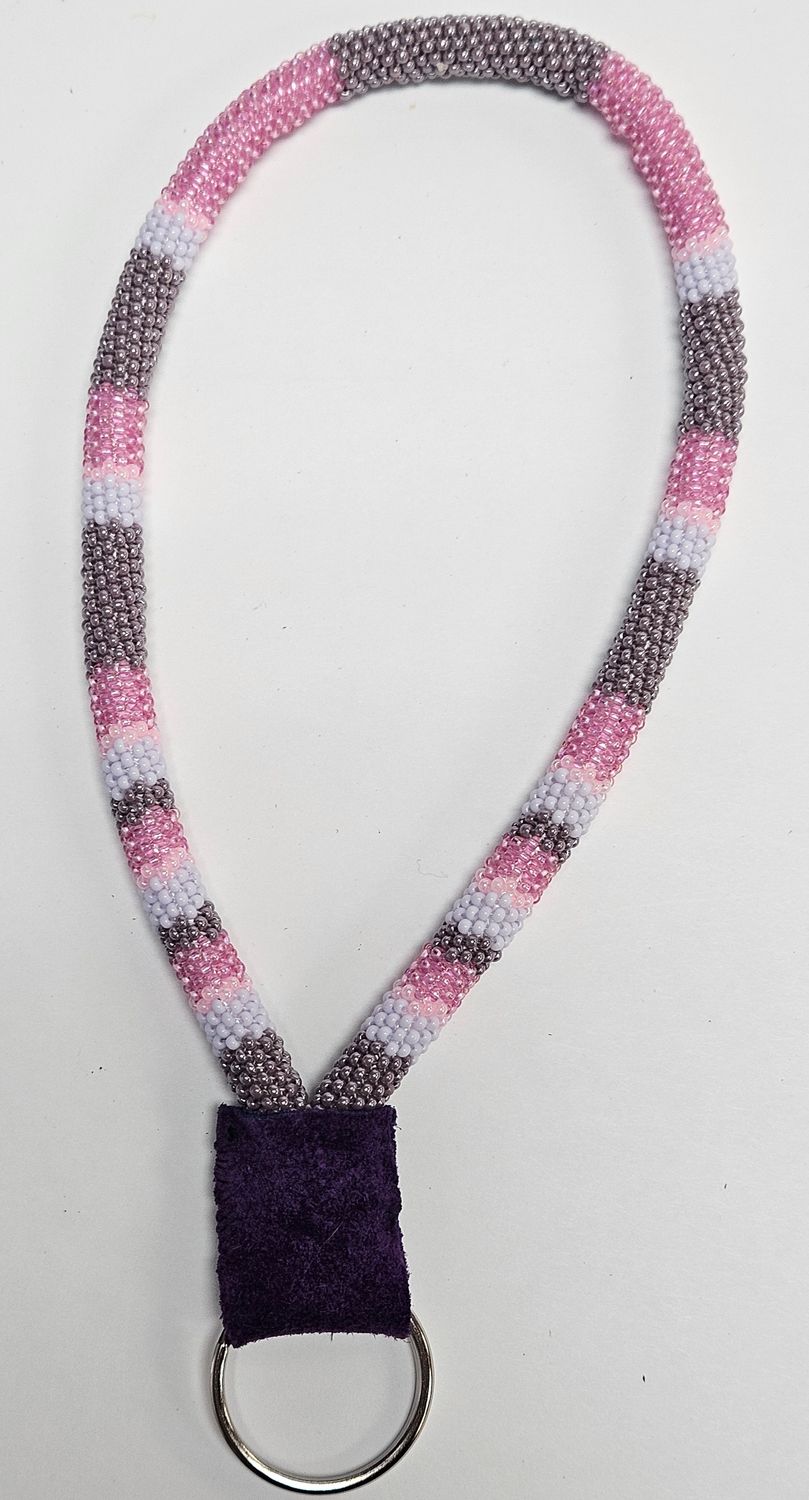 Beaded Wristlet (Pearl Mauve, Pink, Pearl Pink, White)