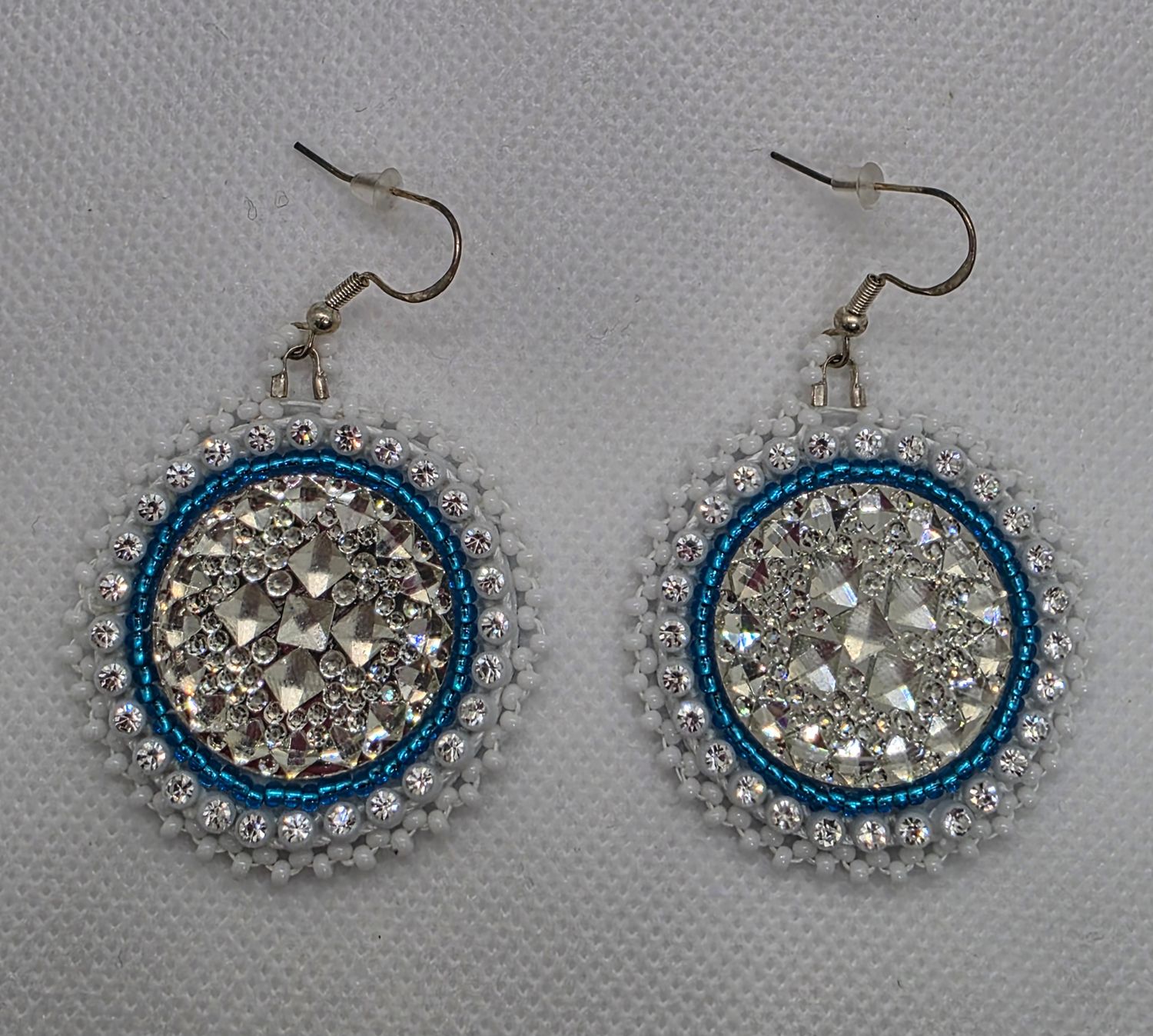 Cabochon Earring Crystal (White &amp; Silver Lined Blue)