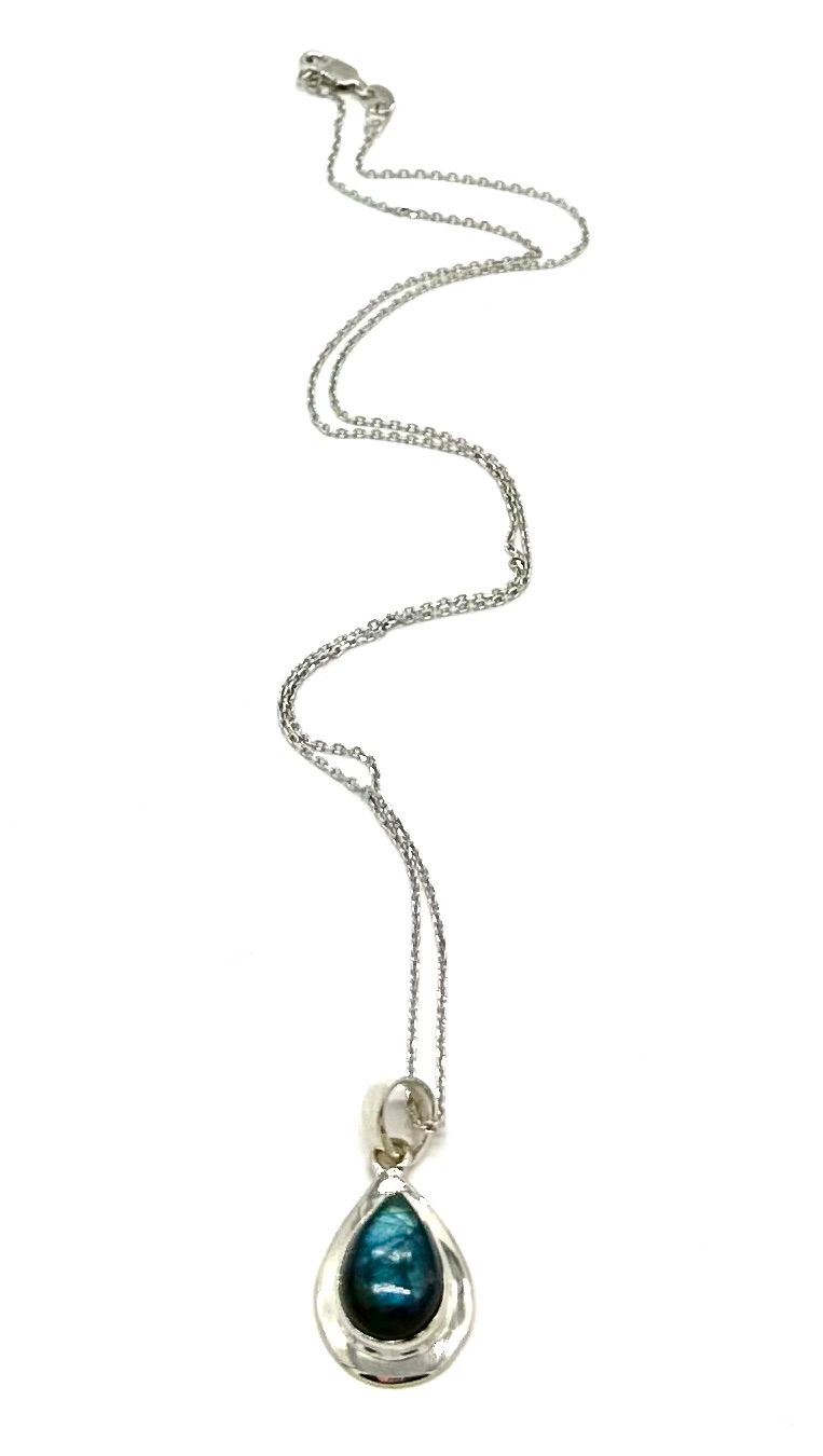 925 Sterling Silver | 18&quot; Chain with Mystic Quartz Pendant