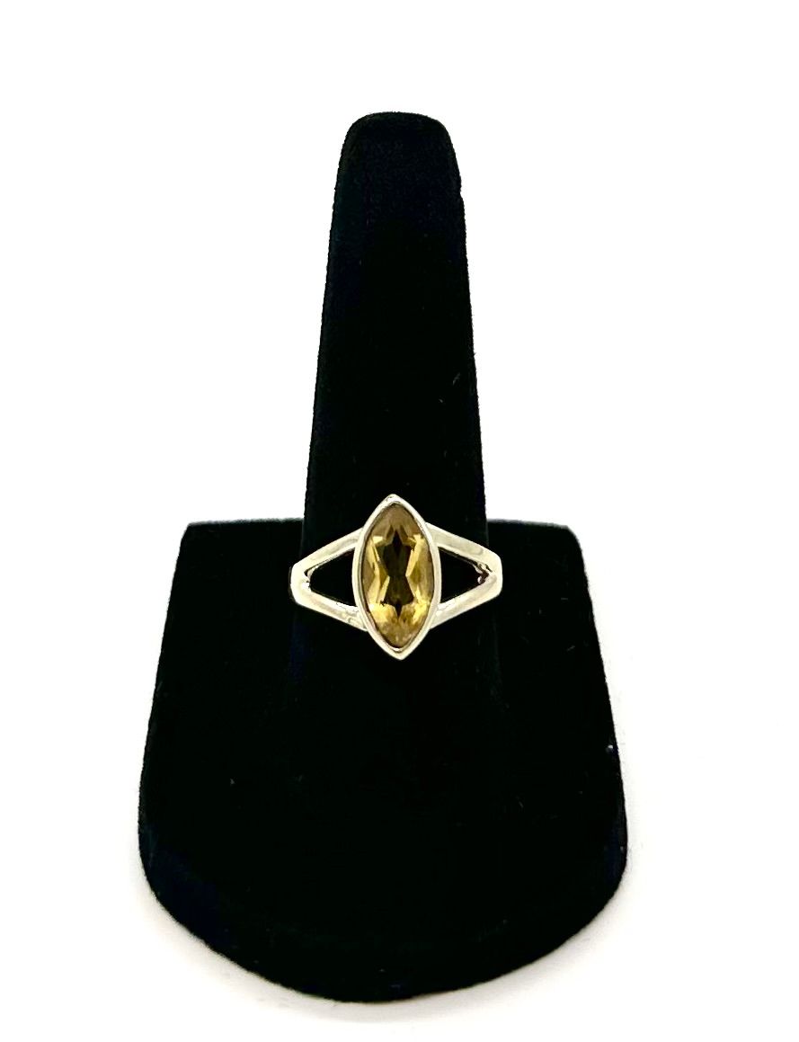 925 Sterling Silver | Citrine Marquise Cut      Size 7