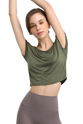 Yoga Crop T-Shirt – Freedom and Lightness with Style