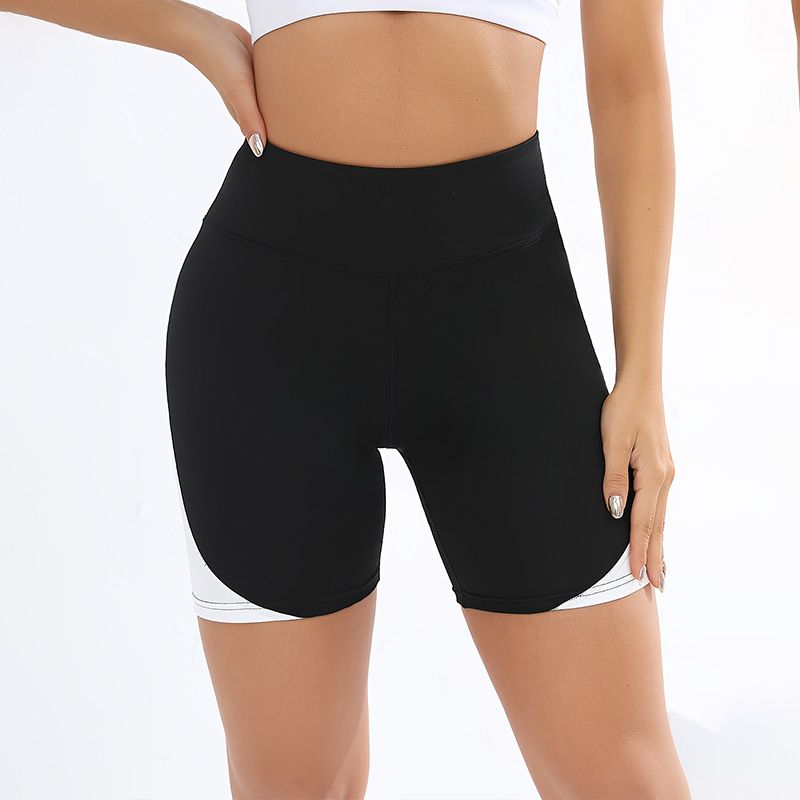 SoulTone Shorts – Harmony in Curves and Movement