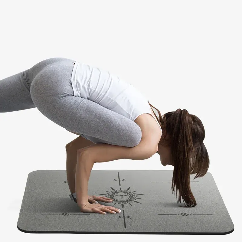 CalmaBase – Compact and Secure Support for Yoga, Pilates, and Meditation
