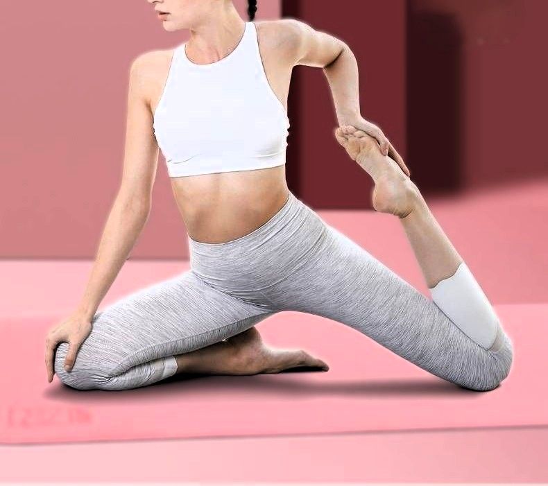 AuraMat – Non-Slip Yoga Mat with Practical Carrying