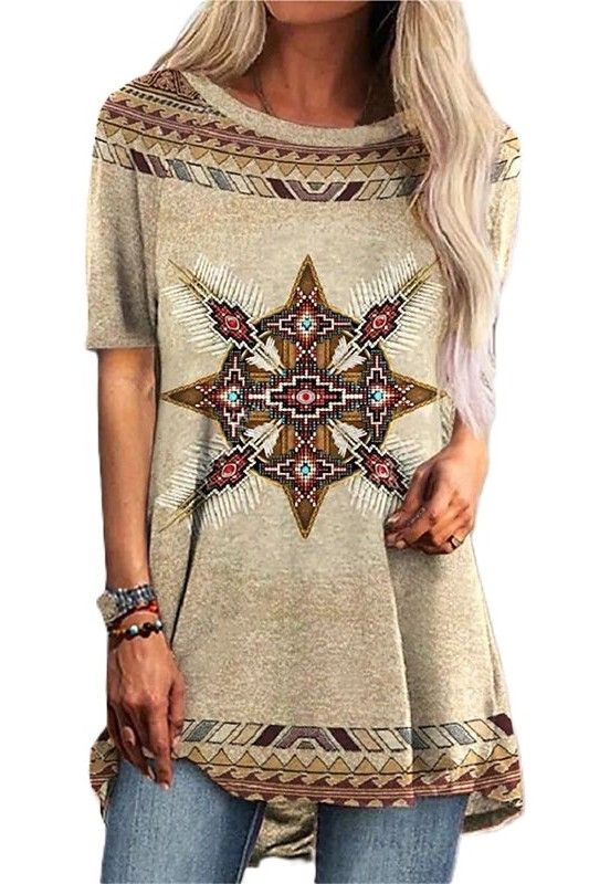 Tribal Spirit Tee – Ethnic Y2K Style with a Boho Touch