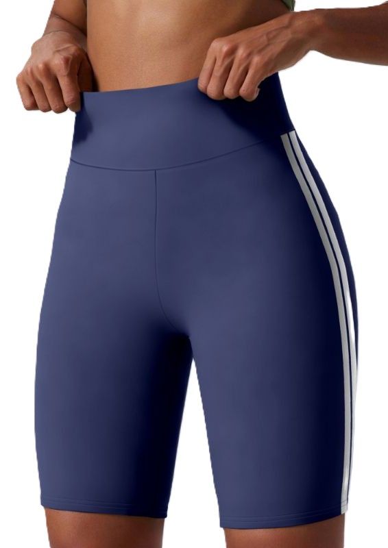 CoreCurve Shorts — Performance and Feminine Style