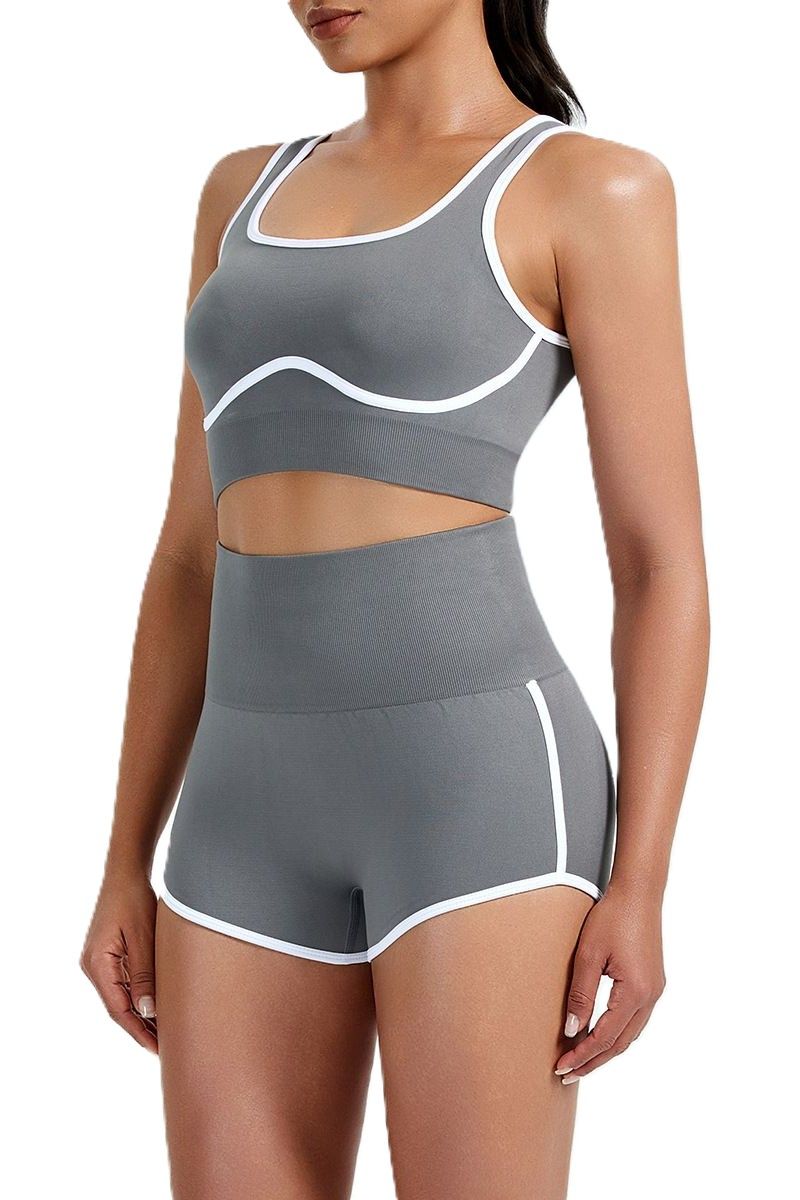 Active Duo – Strength, Balance, and Style