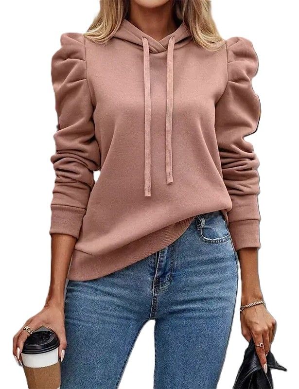 Nimbus Hoodie – Timeless Minimalism and Softness