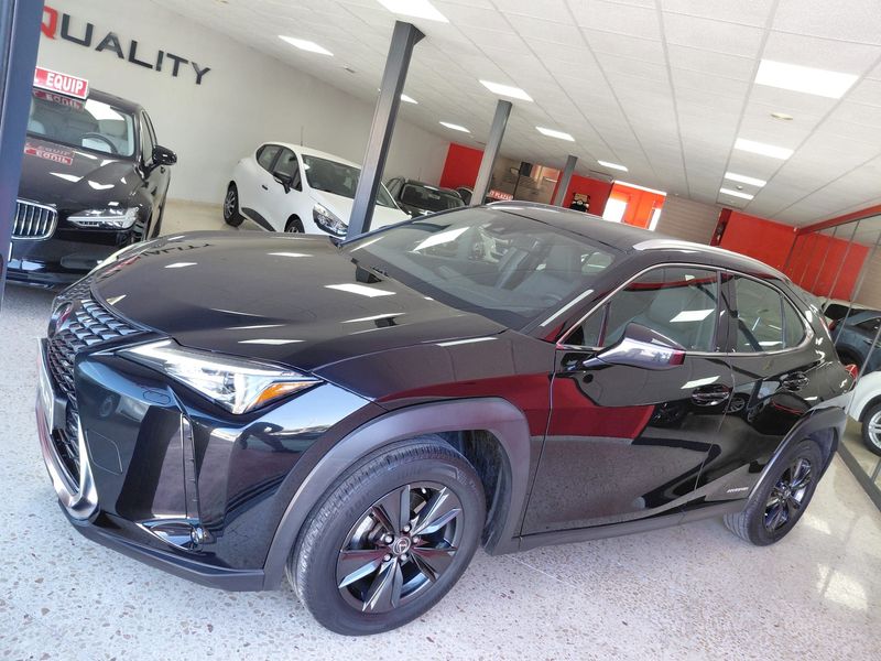 LEXUS UX 250 DEL 2022, SOLO 64 MIL KM, IMPECABLE ESTADO
