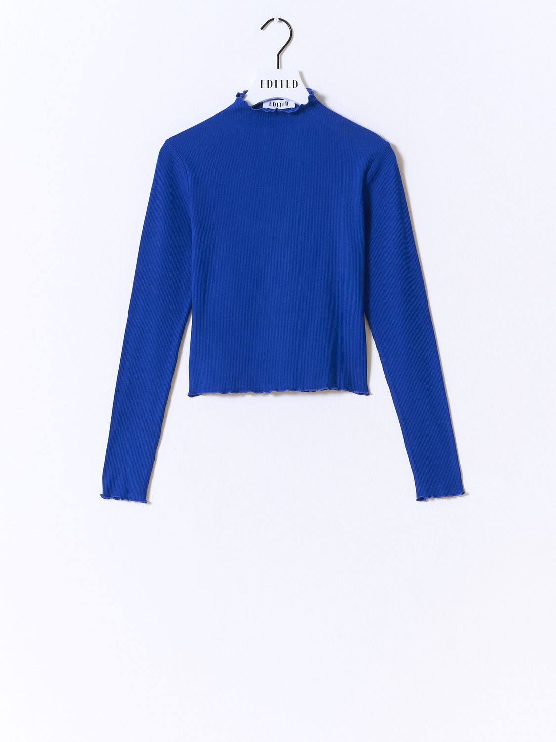 Daniela Longsleeve