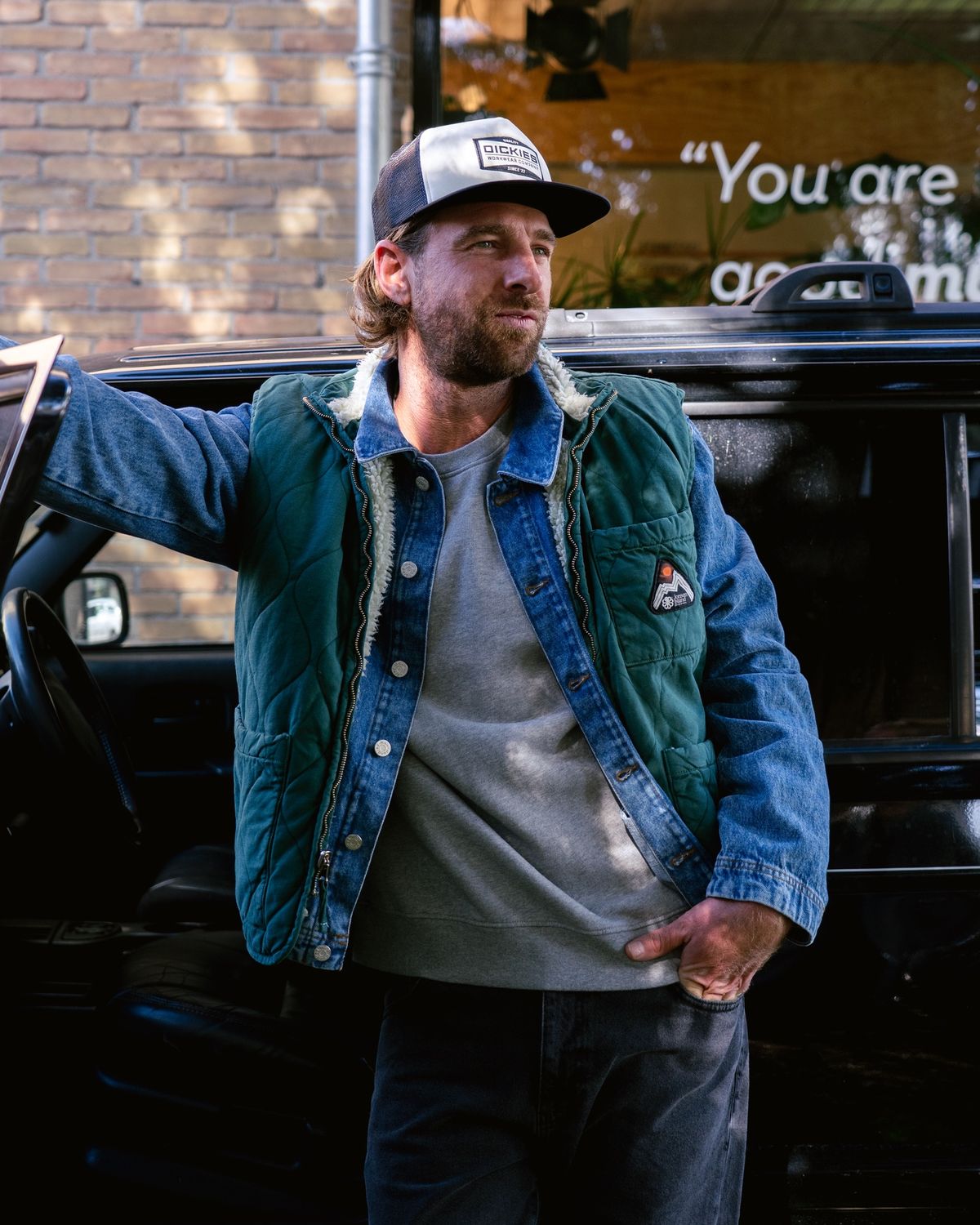 Jacket reversible cam + poker