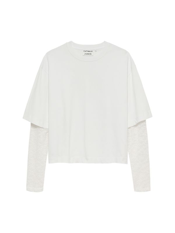 Loose fit Tshirt with lace sleeves