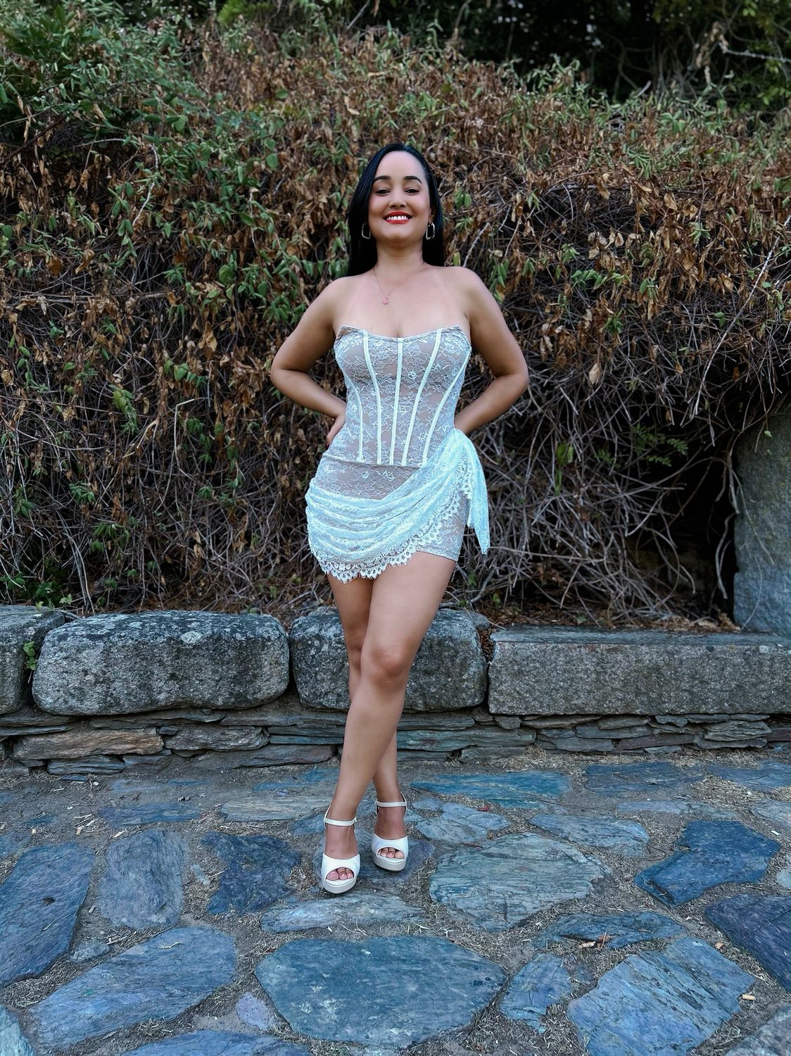 Vestido Curto Sabrina