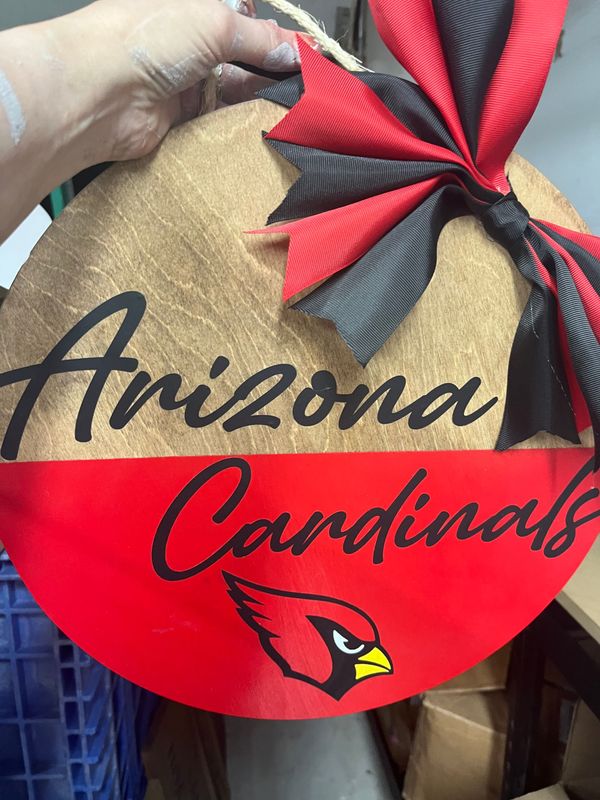 Cardinal Door Hanger w/ribbon