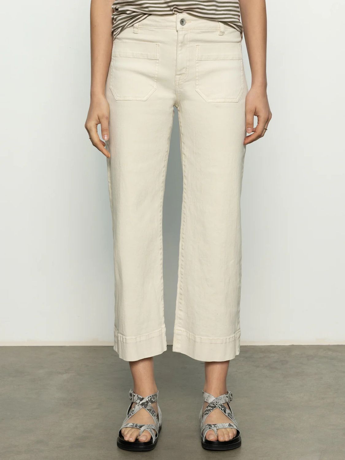 The Marine Wide Leg