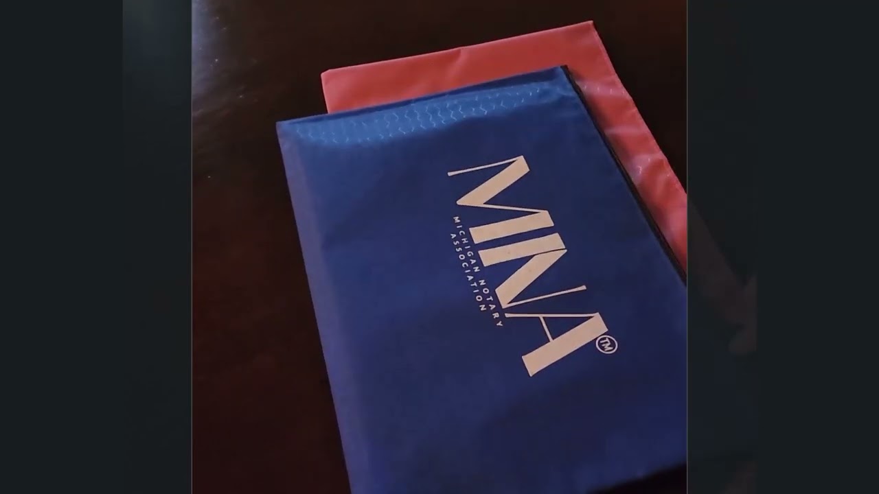 MINA Branded Vinyl Zippered Bag_Blue