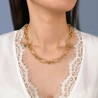 Betsy Necklace