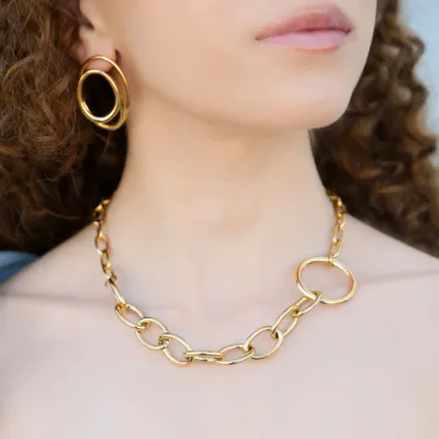 Clara Necklace