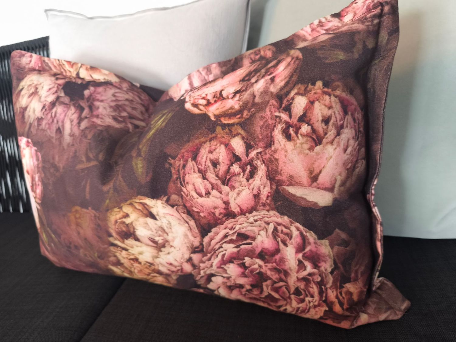KISSEN VESPERTINA SEPIA Designers Guild 40 x 60 Peonien