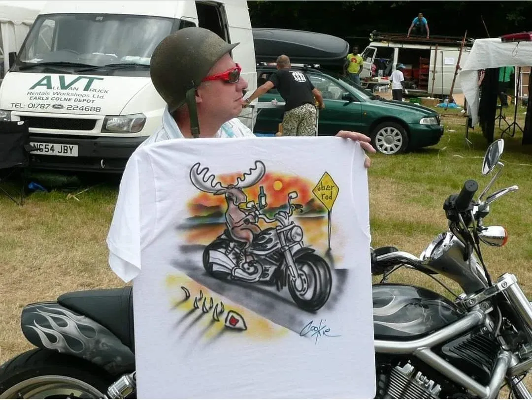 Personalised Adult Airbrushed T-Shirts by Cookie | Bespoke T-Shirts UK