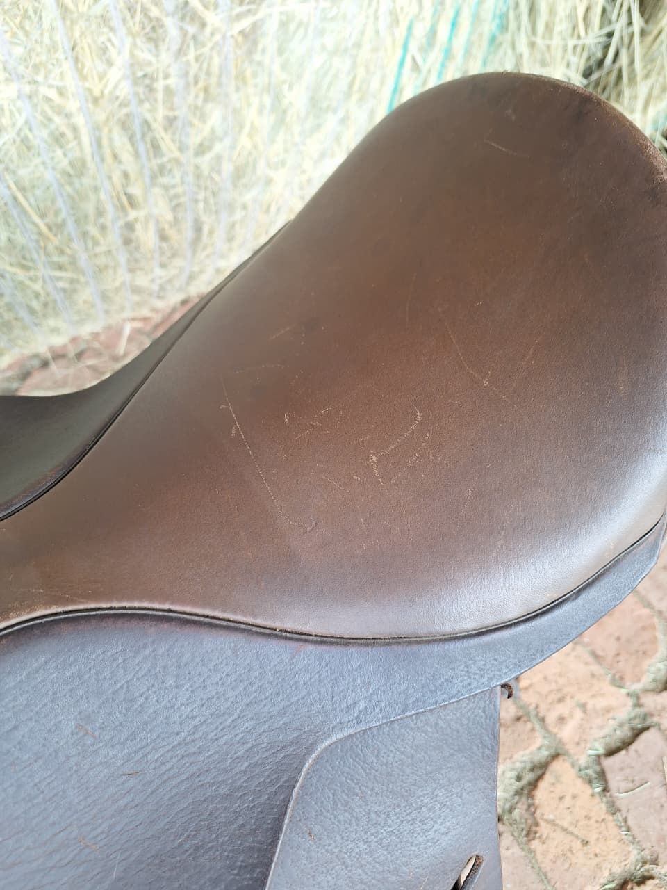 14.5 inch Solo saddle - Brown