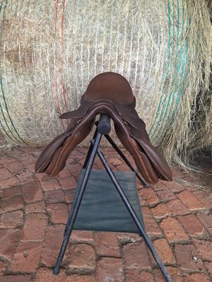 14.5 inch Solo saddle - Brown