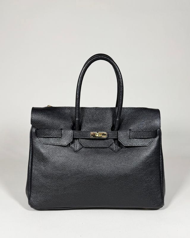NEW YORK 38 – Black Leather