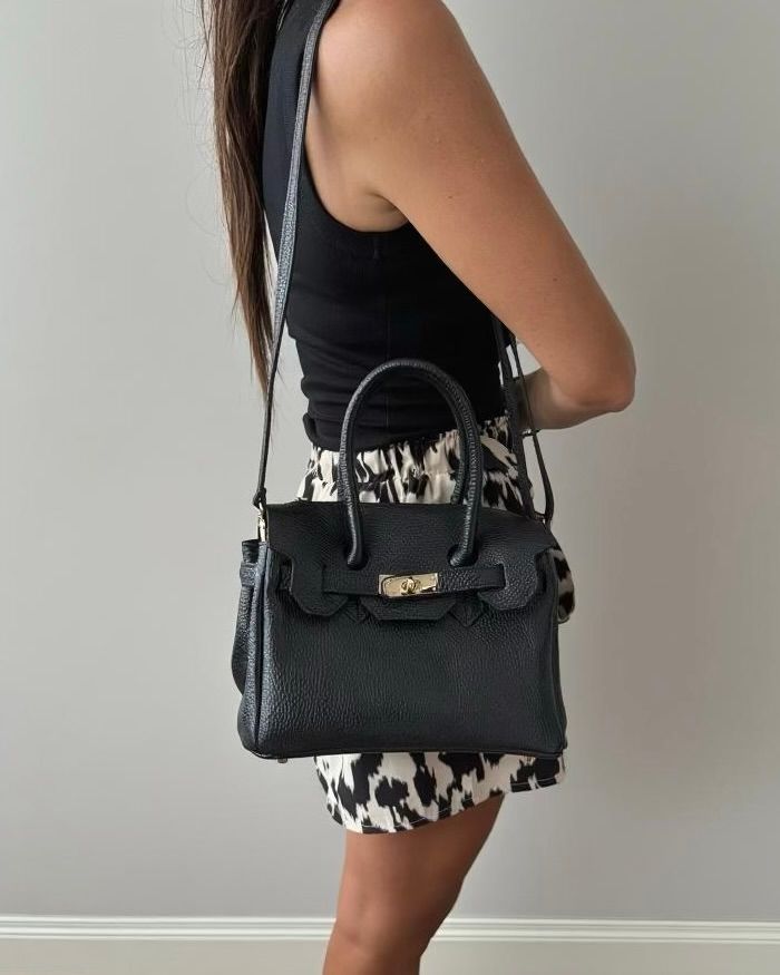 NEW YORK 26 - Black Leather