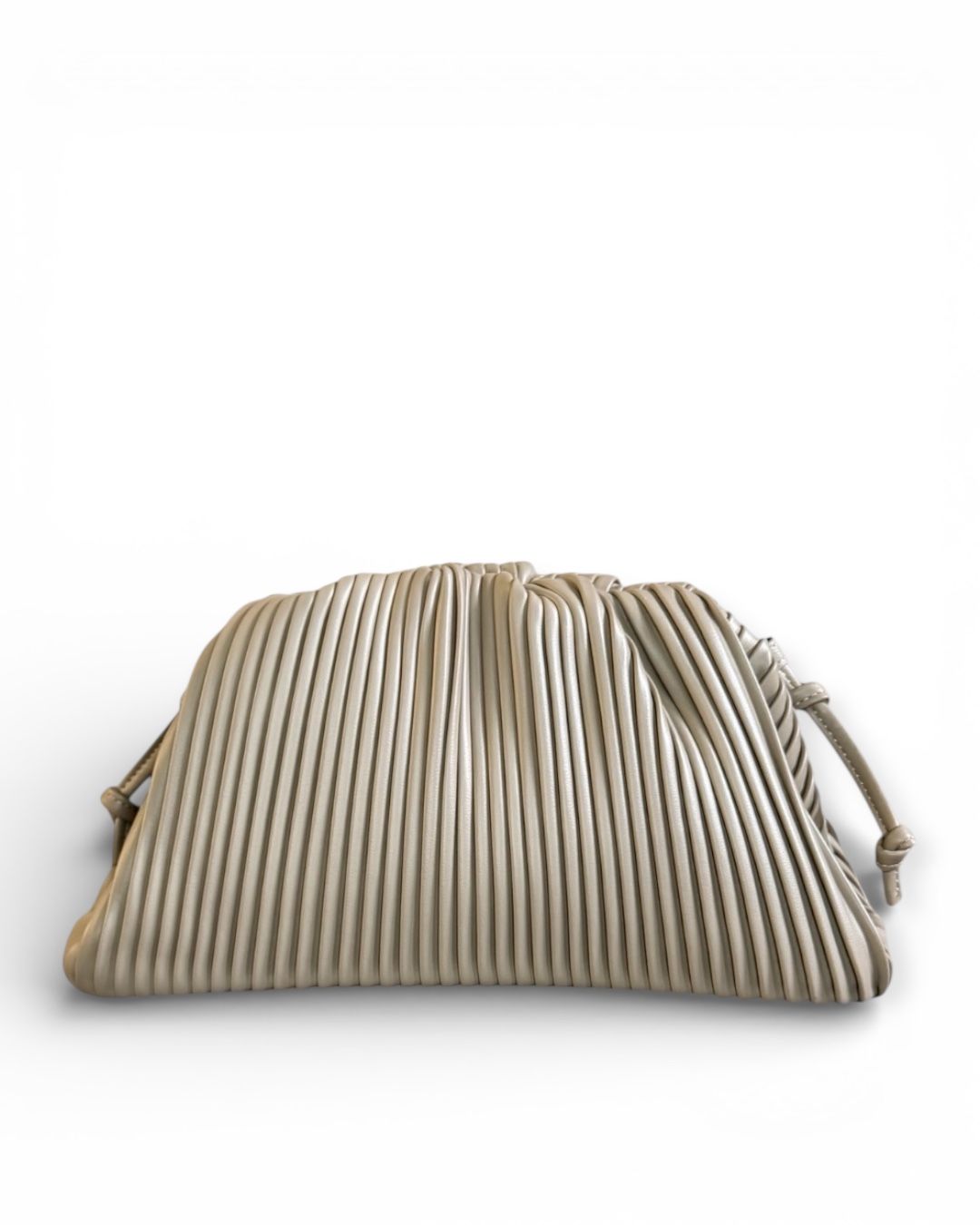 RIVIERA – Beige Pleated Leather
